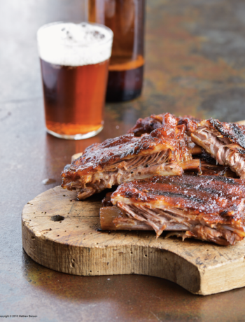 Barbecued Ribs with Molasses Mustard